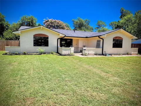 2908 Washington St, Commerce, TX 75428