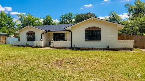 2908 Washington St, Commerce, TX 75428
