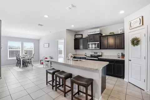 Kitchen - 816 Durango Ln, Cleburne, TX 76033 photo 1 of 1