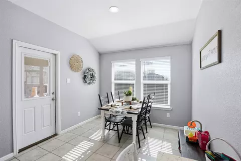 Dining - 816 Durango Ln, Cleburne, TX 76033 photo 1 of 1