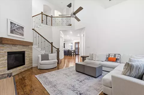 2511 Charlie Bird Pkwy, Farmers Branch, TX 75234