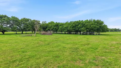 10 5 Graham Grove Rd, Collinsville, TX 76233