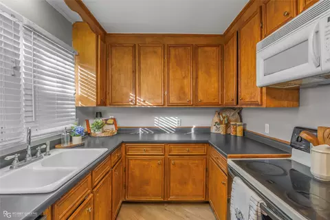 Kitchen - 110 Kirby Pl, Minden, LA 71055 photo 3 of 3
