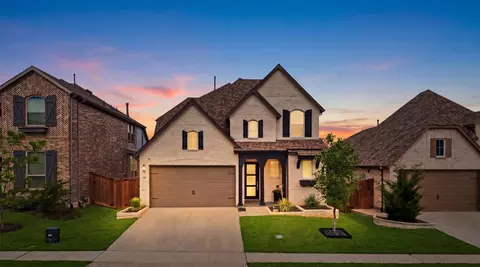 4719 Honeysuckle Ct, Aubrey, TX 76227