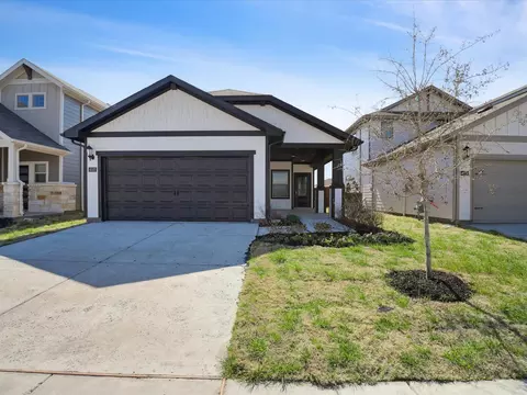 4127 Lavon Dr, Farmersville, TX 75442