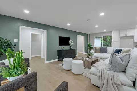 4815 Kelman St, Dallas, TX 75214