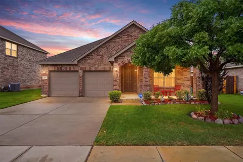 4241 Glen Abbey Dr, Crowley, TX 76036