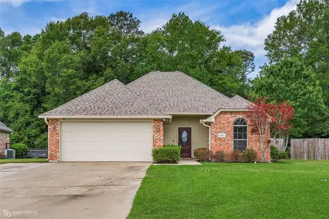 6992 Regatta Dr, Shreveport, LA 71107