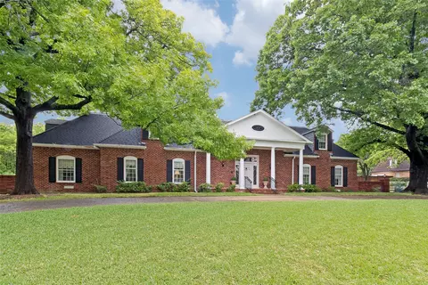 6555 Dartbrook Dr, Dallas, TX 75254