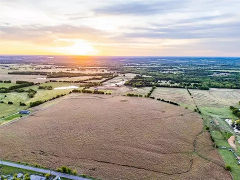 950 Old Ida Rd, Sherman, TX 75090