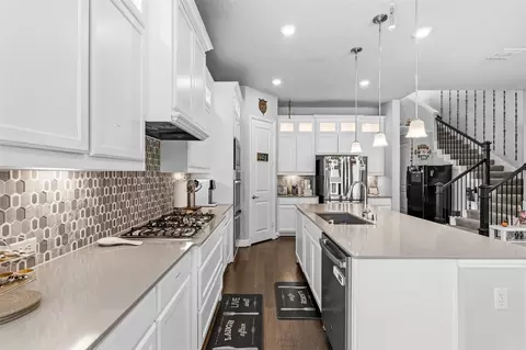 Kitchen - 2204 Christopher Ln, Euless, TX 76040 photo 3 of 3