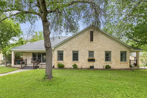 2006 Belmeade St, Brownwood, TX 76801