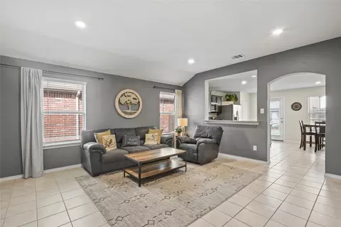 2300 Torch Lake Dr, Forney, TX 75126
