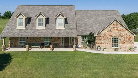 724 Zion, Rhome, TX 76078