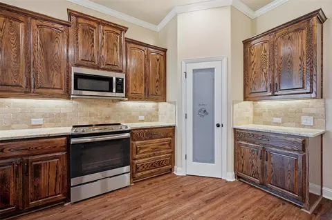 Kitchen - 367 George Rd, Howe, TX 75459 photo 3 of 4