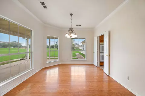 7644 County Rd 302 Rd, Terrell, TX 75160