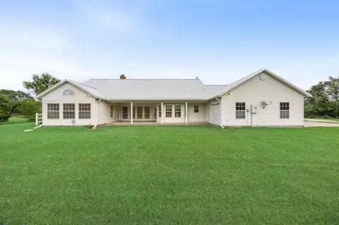 7644 County Rd 302 Rd, Terrell, TX 75160