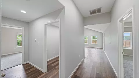 Entry Way - 207 E Mccoulskey St, Terrell, TX 75160 photo 3 of 3