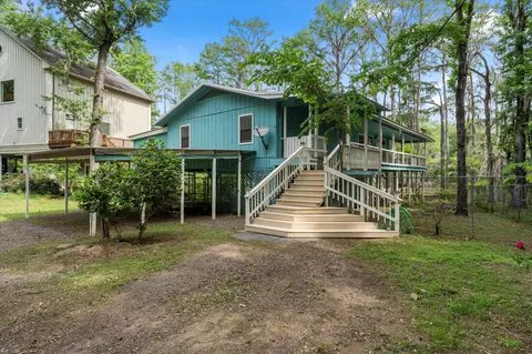 230 W Sesame St, Karnack, TX 75661