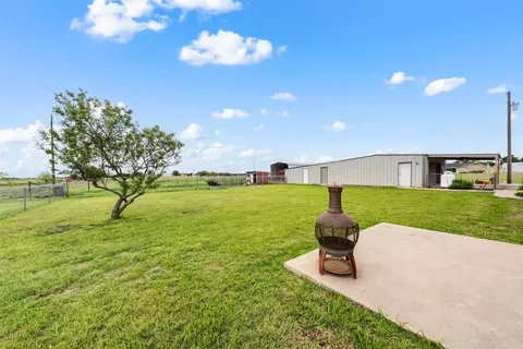 Exterior - 216 Monument Trl, Lorena, TX 76655 photo 4 of 6