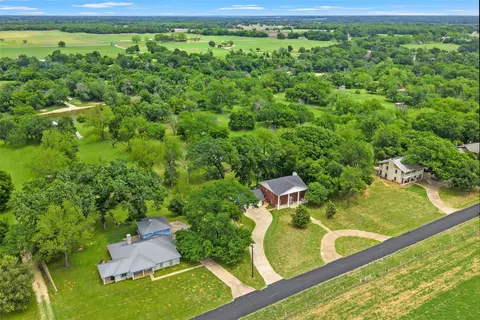 View/Area - 743 Stillwater Rd, Waco, TX 76708 photo 2 of 7