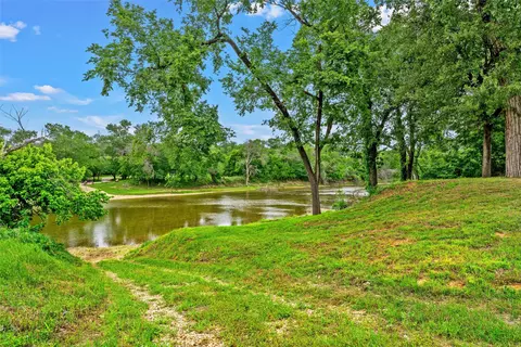 View/Area - 743 Stillwater Rd, Waco, TX 76708 photo 3 of 7