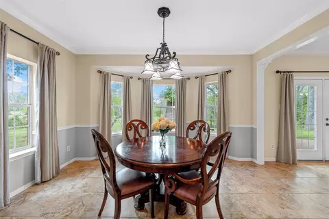 Dining - 743 Stillwater Rd, Waco, TX 76708 photo 3 of 4