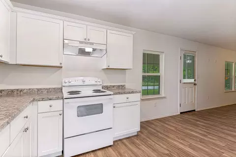 Kitchen - 1010 E College St, Terrell, TX 75160 photo 1 of 5
