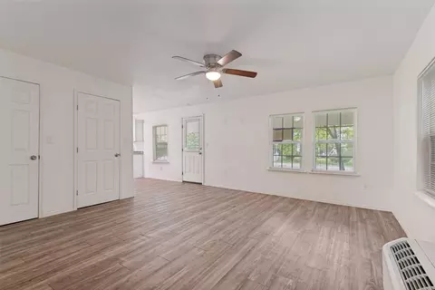 Living - 1010 E College St, Terrell, TX 75160 photo 4 of 4