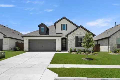1321 Rothland Ln, Red Oak, TX 75154