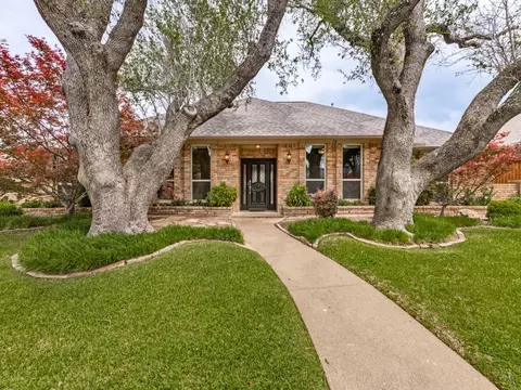 8826 Flint Falls Dr, Dallas, TX 75243