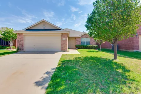 10720 Irish Glen Trl, Haslet, TX 76052