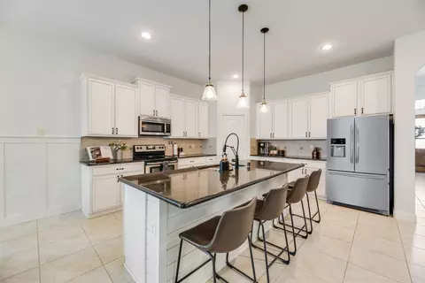 1305 Cheyenne Dr, Aubrey, TX 76227