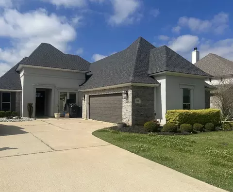 908 Chisolm Trl, Bossier City, LA 71111