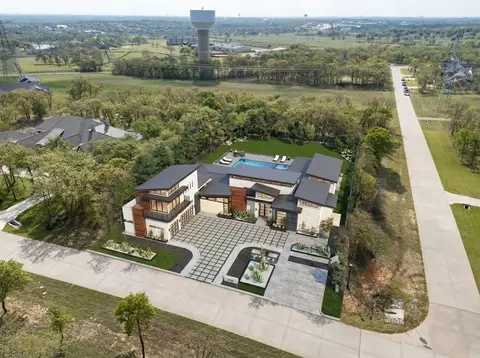 1028 Hat Creek Rd, Bartonville, TX 76226