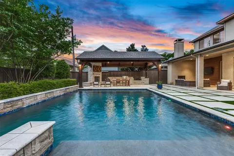6836 Casa Loma Ave, Dallas, TX 75214