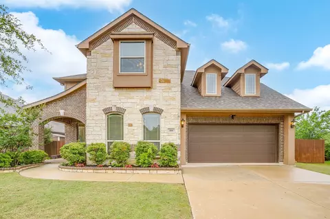 404 Ben St, Crowley, TX 76036