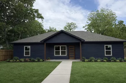 114 S Ellis St, Lancaster, TX 75146