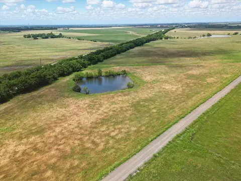 6464 County Road 1050, Celeste, TX 75423