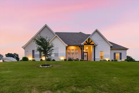 200 Finney Dr, Weatherford, TX 76085