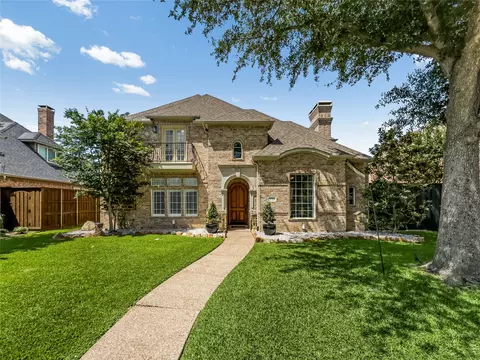 5725 Meadowhaven Dr, Plano, TX 75093