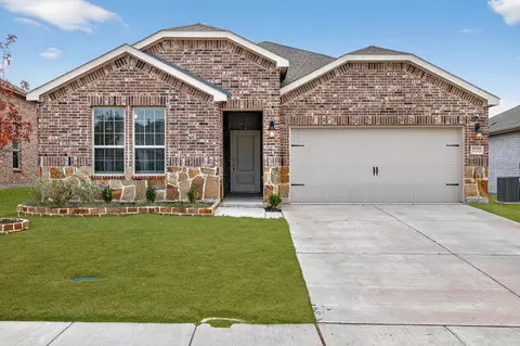2113 Stinnet St, Anna, TX 75409