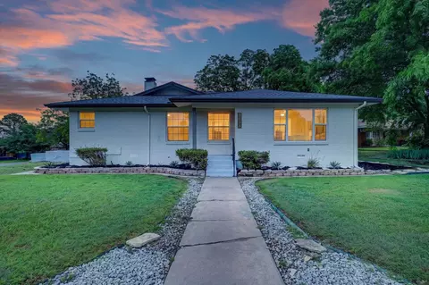 3636 Sheridon Dr, North Richland Hills, TX 76117
