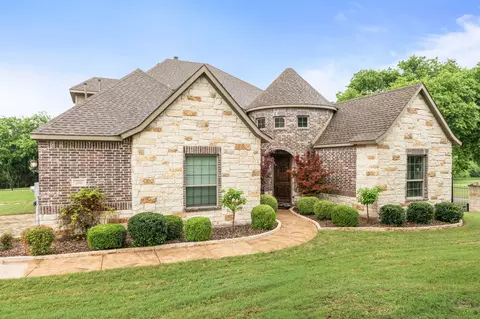 1001 Hilltop Dr, Lavon, TX 75166