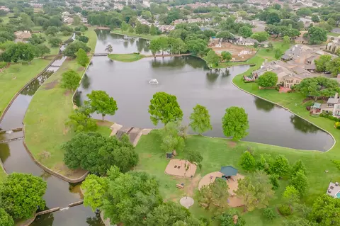 2517 Country Pl, Carrollton, TX 75006