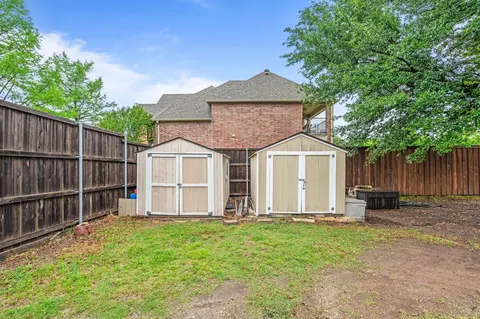 Exterior - 703 Mockingbird Dr, Murphy, TX 75094 photo 9 of 9