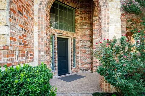 Entry Way - 703 Mockingbird Dr, Murphy, TX 75094 photo 1 of 6