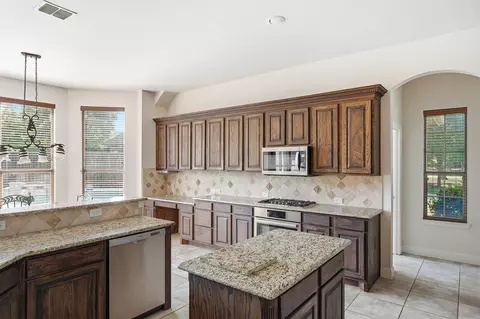 Kitchen - 703 Mockingbird Dr, Murphy, TX 75094 photo 2 of 4