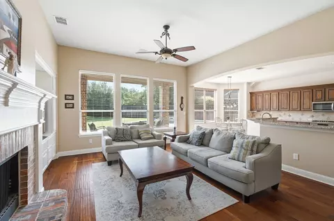 Living - 703 Mockingbird Dr, Murphy, TX 75094 photo 2 of 3