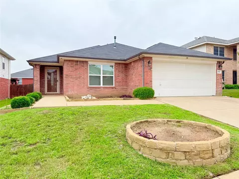 6741 Red Rock Trl, Watauga, TX 76137